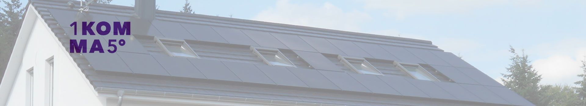 Solardach mit Logo von 1KOMMA5°