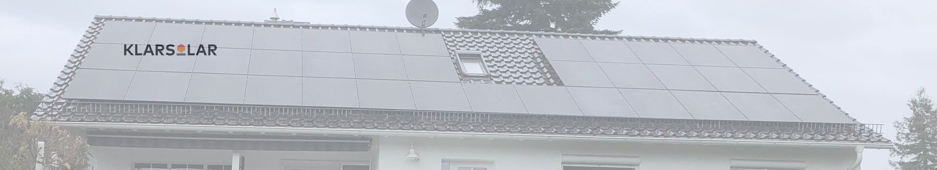 Solardach mit ehemaligem Klarsolar-Logo