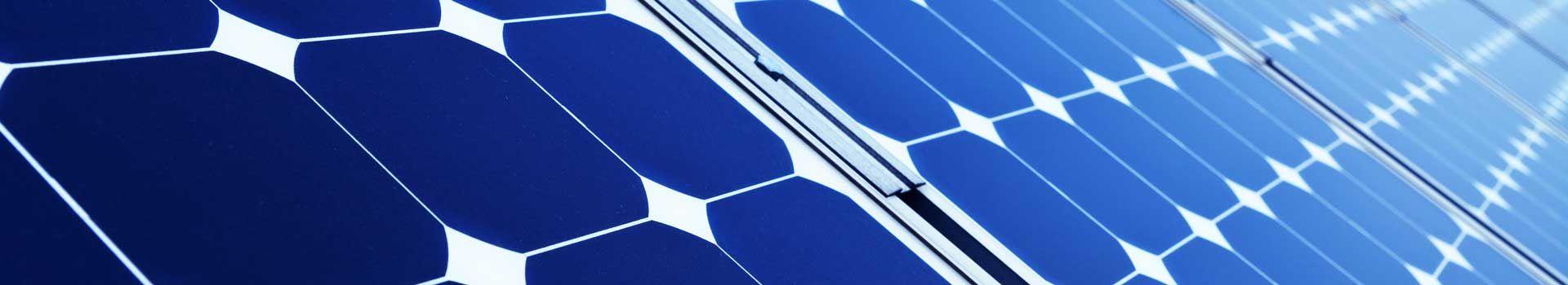 Solaranlage Auf Der Garage Titelbild.BcofVPCK