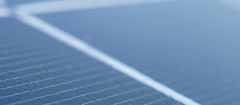Photovoltaik mit Ost-West-Ausrichtung: Ertrag und Vorteile